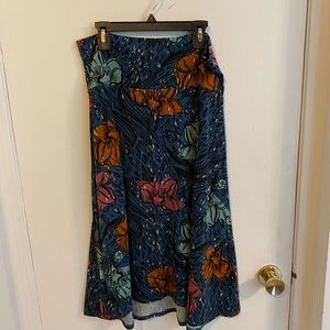 Lularoe Azure Skirt - Size Large - Like New